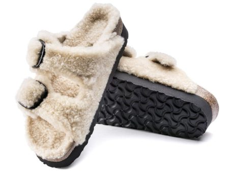 Birkenstock: Arizona Platform Big Buckle in Teddy Eggshell Shearling Online